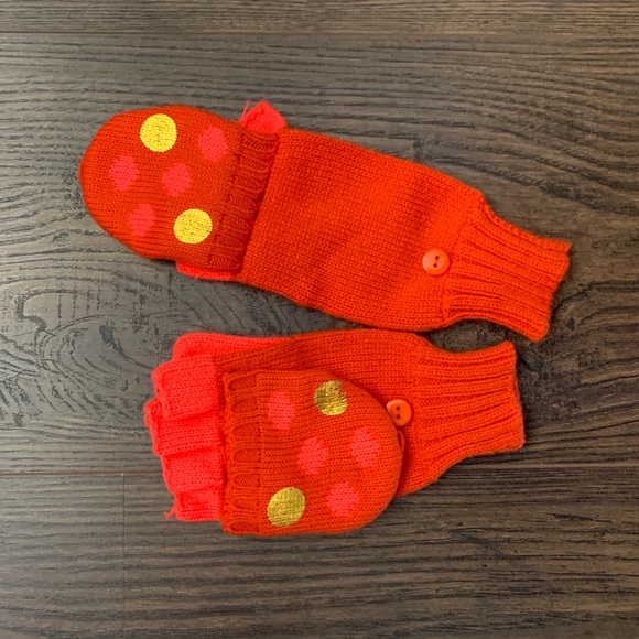 Beanie and mitten gloves - Picture 2 of 5